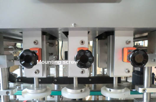 Laifọwọyi capping Machine37