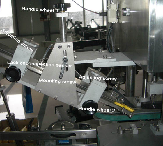 Automatic Capping Machine36
